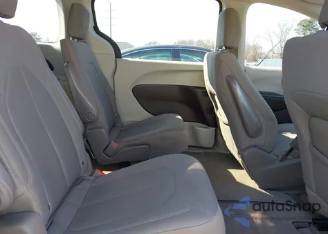 2018 Chrysler Pacifica Lx z USA, uszkodzony, nr VIN 2C4RC1CGXJR158561